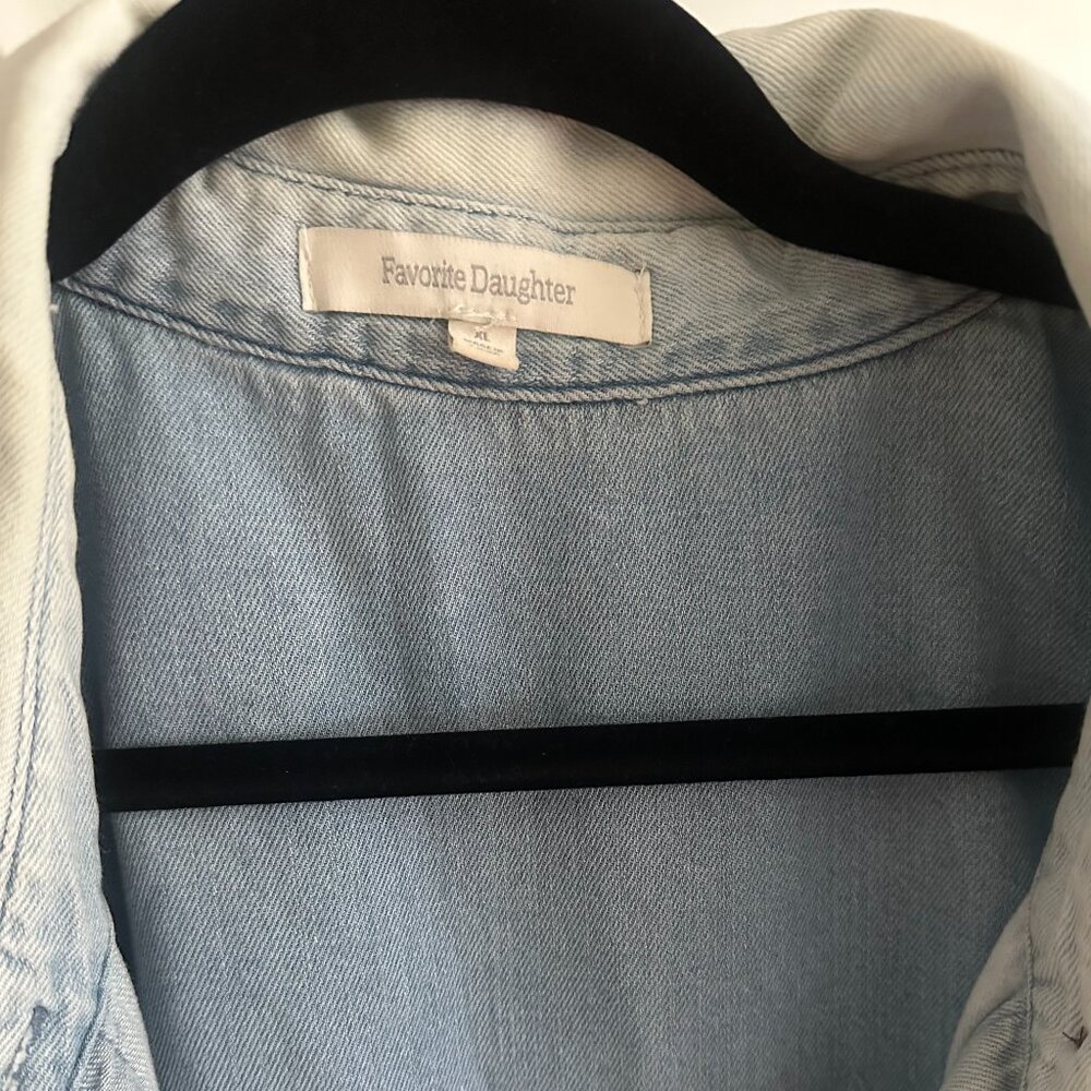 Favorite Daughter Boyfriend Denim Botton-Up Shirt XL - Picture 3 of 6